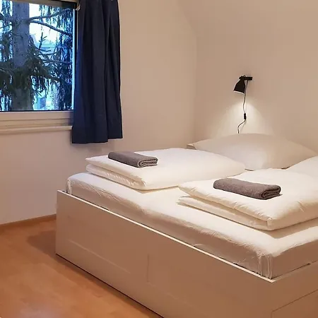 Apartament Cozy Close To Outlets&train Station.